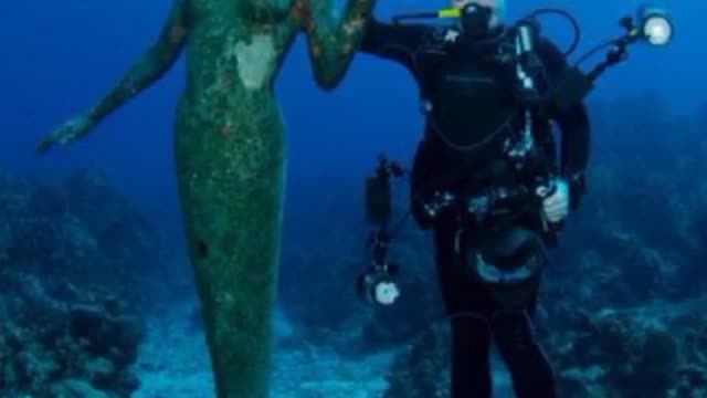 PART #11 THE WORLD'S SURPRISE ANCIENT MONSTER Sightings