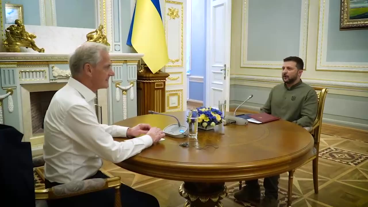 Prime Minister of Norway Jonas Gahr Støre met Zelensky