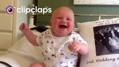 Awwwwww baby 👶😻