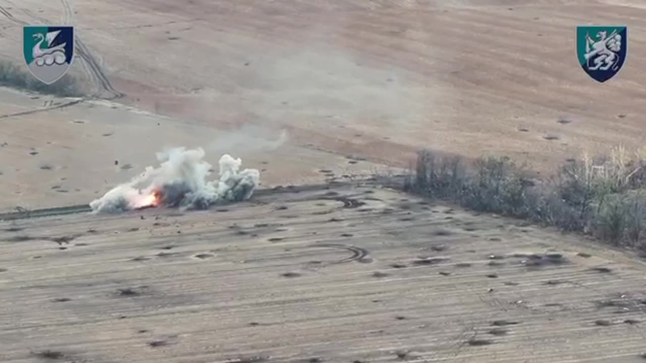 🔥🎉 Fantastic detonation of ammunition of the Russian BMP, as a result of the