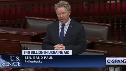 Senátor Rand Paul dočasně zablokval 40 milardovou pomoc na zbraně pro Ukrajinu