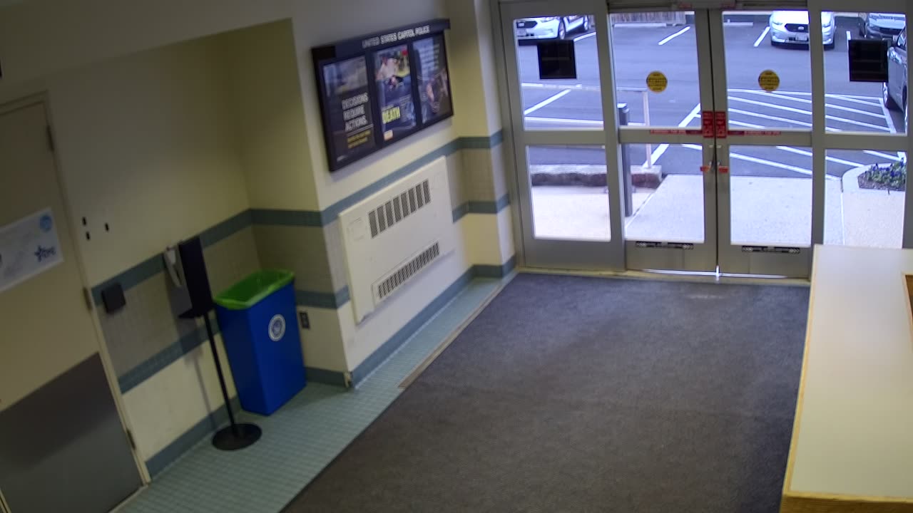 1662HQOB01WestDoor_2021-01-06_08h46min50s607ms.mp4