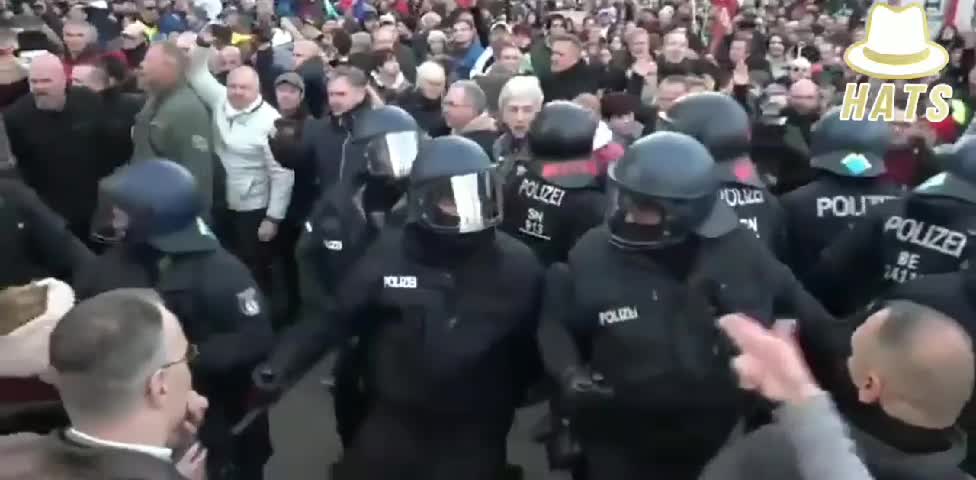 German Police Still Taking Sides With Those That Pay Their Wages