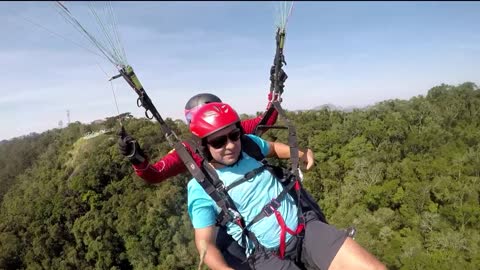 Fly Paragliding with Joselias