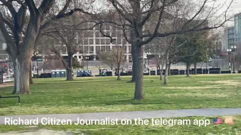 323 Capitol Fence Update Richard Citizen (WH still dark/closed)