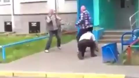 Funny old folks fight