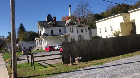 Bennington police at horse apartments