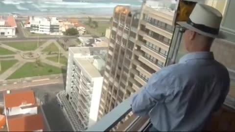 Distance between buildings