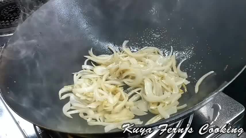 Fry The Onion And Garlic