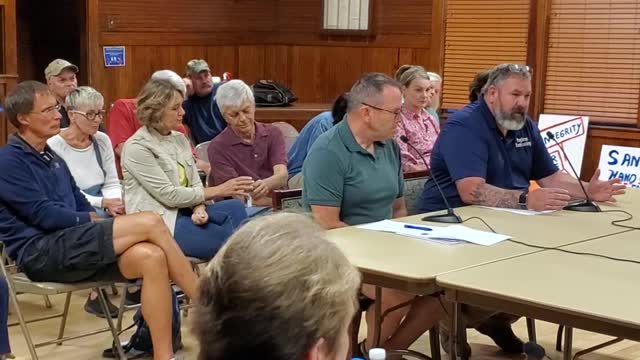 Video 1 - Sandown citizens demand to hand count their votes at town selectmen meeting