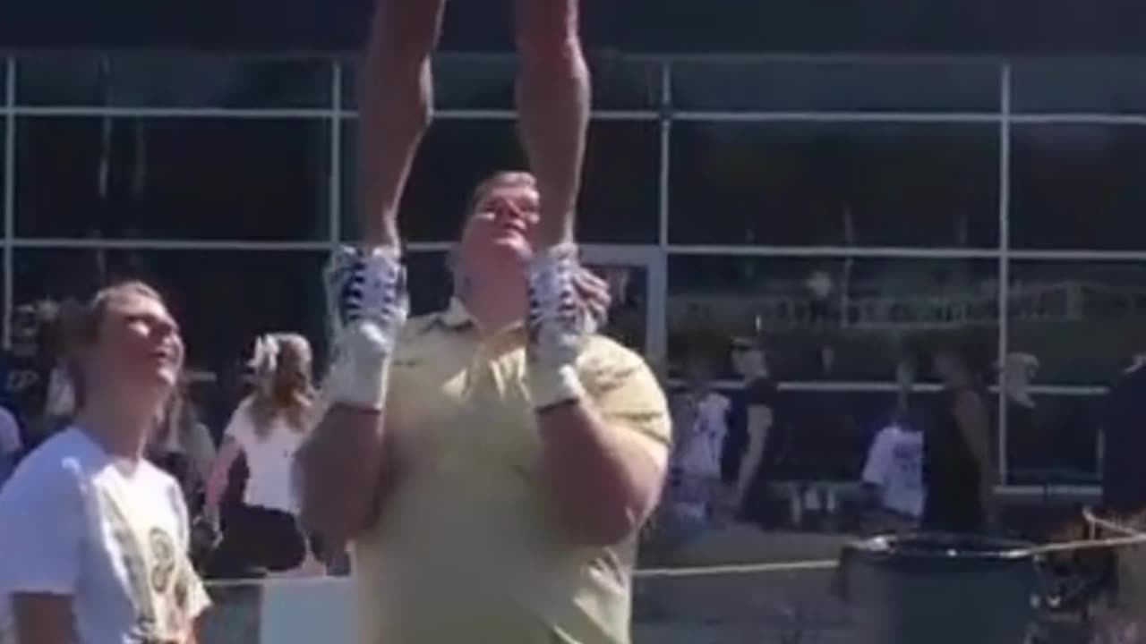 The end 😂😂😂 #viral #shorts #reels #fails #funny #mmvfunny
