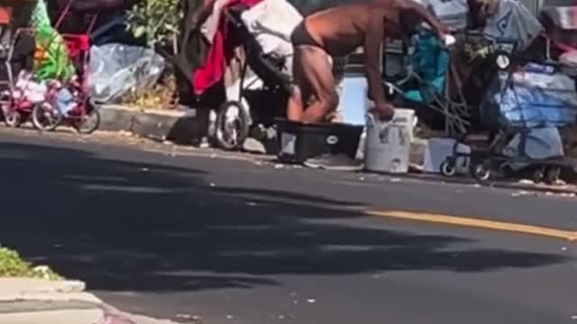 ΕΙΚΟΝΕΣ ΑΚΡΑΙΑΣ ΦΤΩΧΕΙΑΣ ΣΤΟ ΛΟΣ ΑΝΤΖΕΛΕΣ