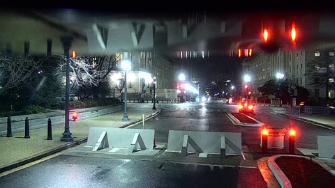 0672USCG00K25SouthBarricadeInbound_2021-01-05_18h36min19s890ms.mp4