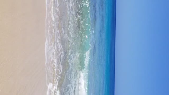 Clear Ocean Waves