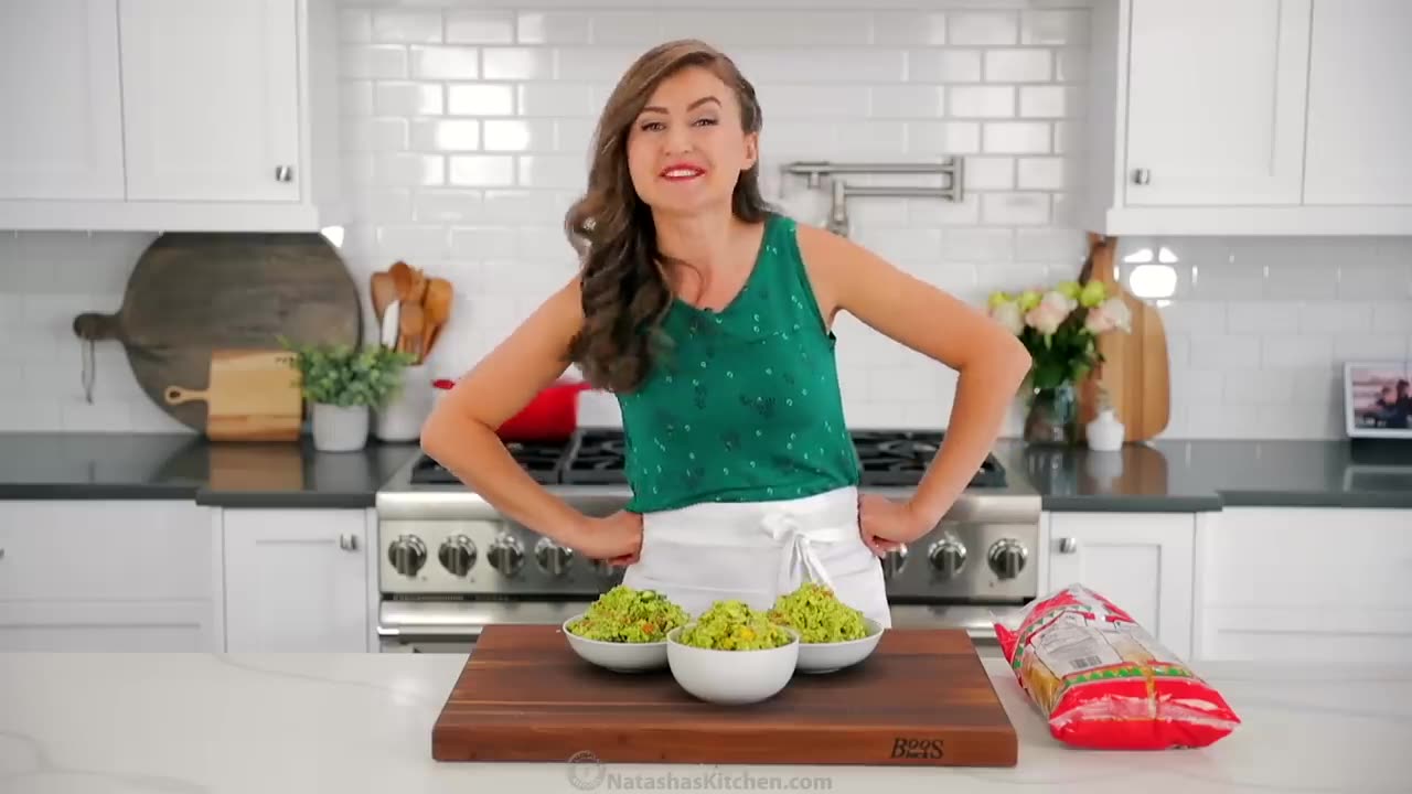 HOW TO MAKE BEST EVER GUACAMOLE - 3 EASY WAYS