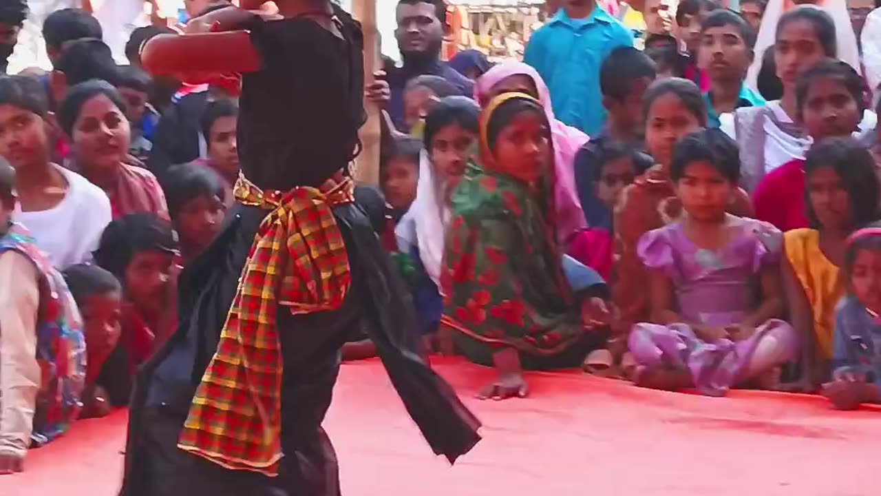 প্রাথমিক বিদ্যালয়ের শিশুদের নৃত্য প্রতিযোগিতা