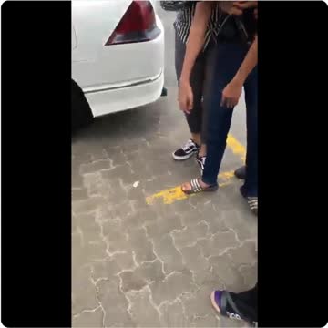 12歳の少年がワクチン接種後に・・。