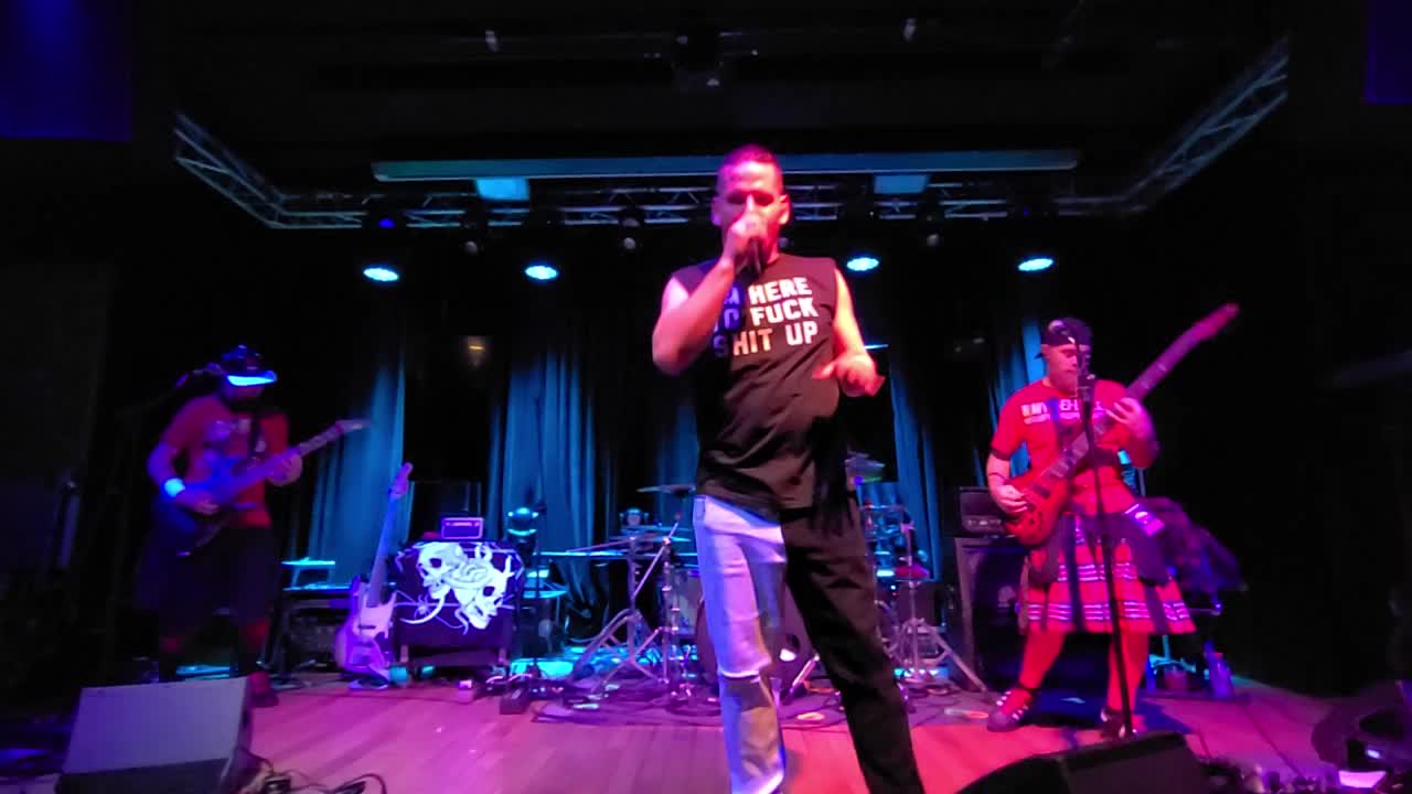 Guerrilla Red "Sink Or Swim"