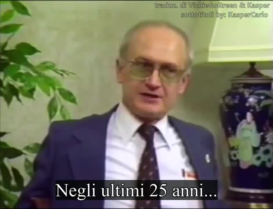 LA SOVVERSIONE DEL MONDO TRAMITE IL COMUNISMO (La confessione di un Ex-Agente del KGB)