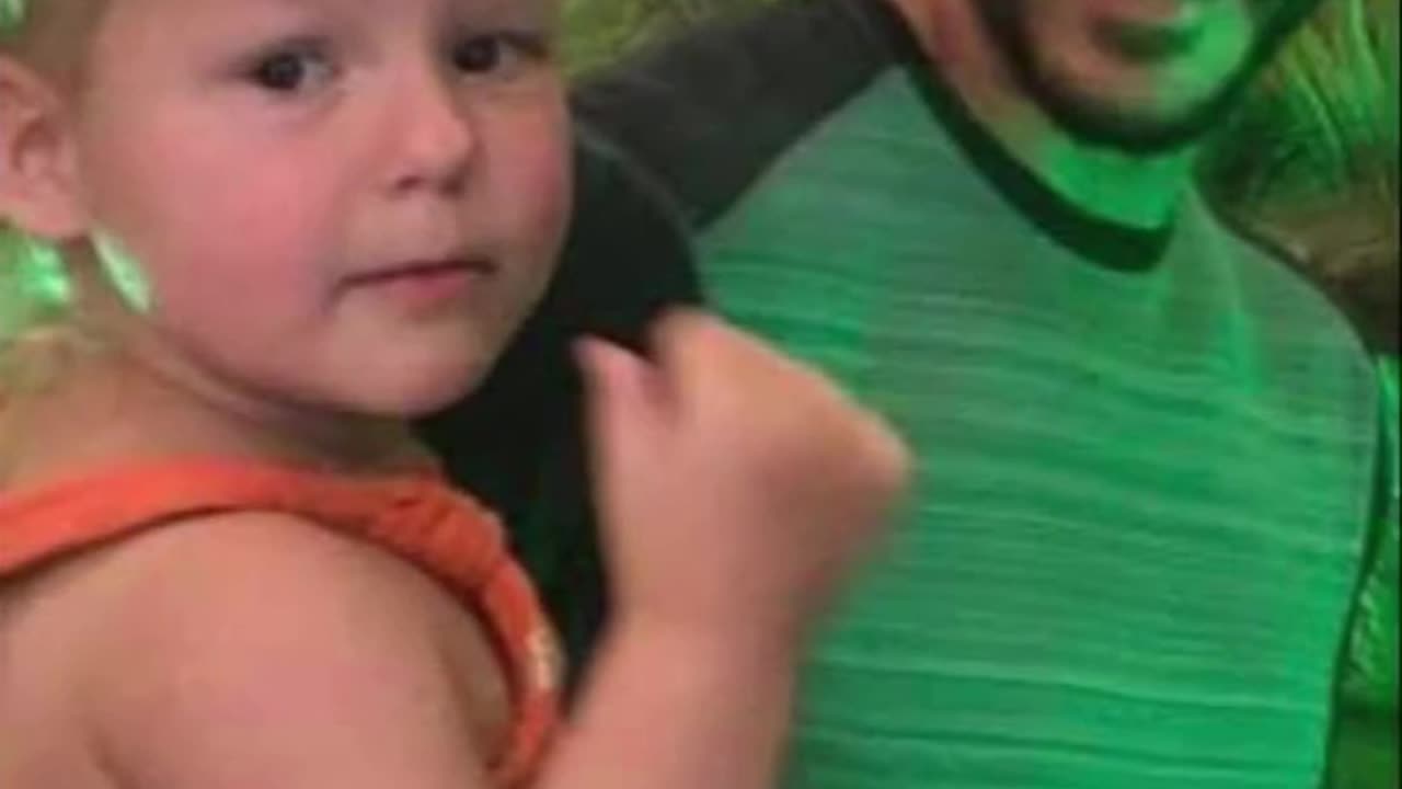 PHOTOS TAKEN NOT LONG BEFORE CHRIS WATTS MURDERED HIS PREGNANT WIFE AND KIDS