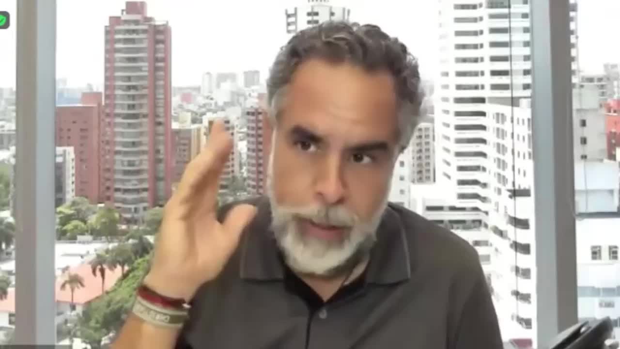 Benedetti y Petro hablan de acuerdo con William Dau