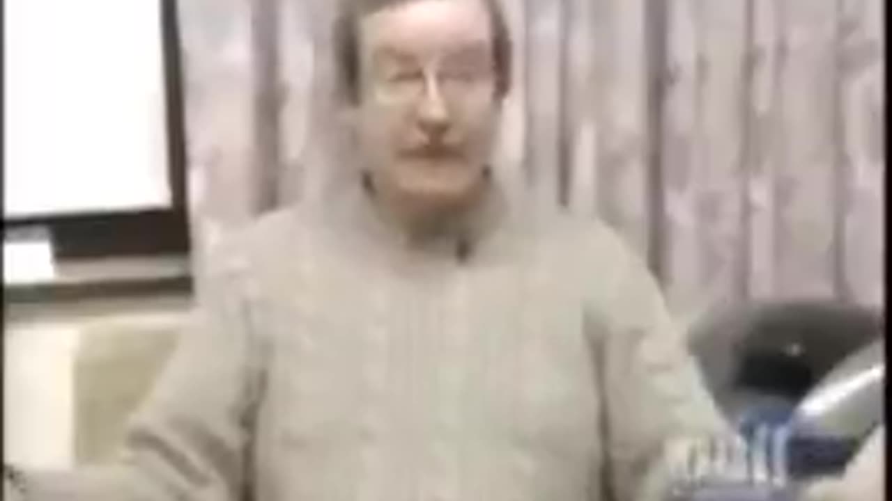 Can you lend a Nigga a pencil?! 😂💩💩💩😂