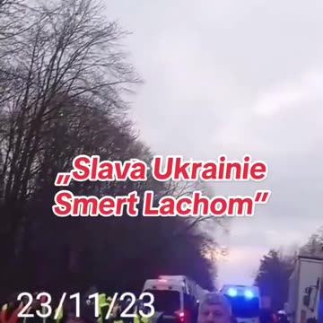 At the border crossing in Korczowa, Ukrainians shouted "Smert Lachom"