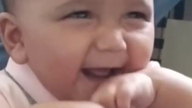 OMG very funny 😃🤣, very cute baby laughing, thi week viral video, baby gone mad