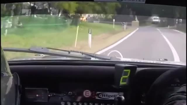 This is How a MK2 Ford Escort is Meant to be Driven!