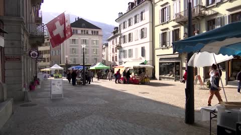 Swiss voters agree to 'burqa ban'
