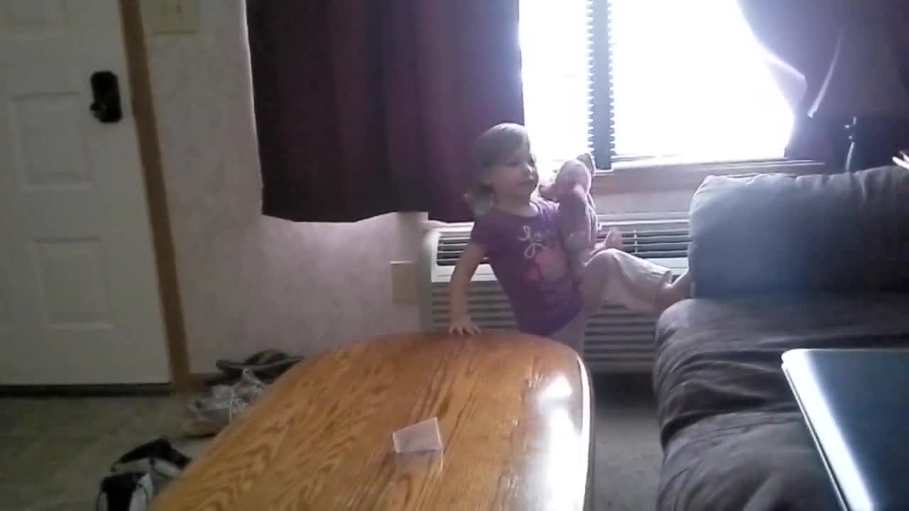 Emma talks about zoo animals