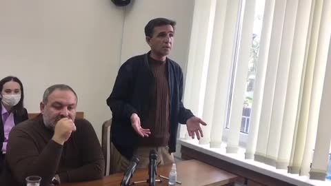 За инакомыслие если можно бить, тогда что это за государство