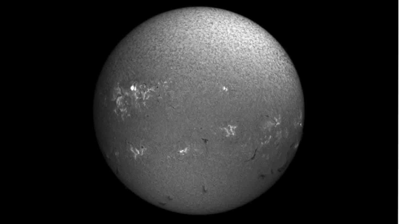 Solar Tsunami Video and Sound Captured By Amateur Astronomer