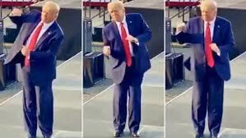 Matt Connarton Unleashed: Jon Hopwood explains how Trump declassifies docs by dancing and farting.