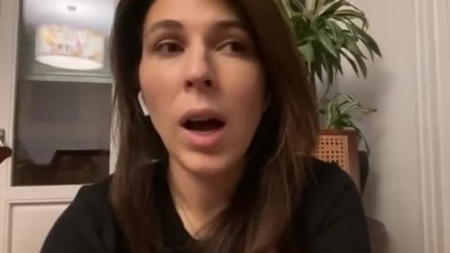 Huyó de Ucrania a España, con sus hijos, en coche