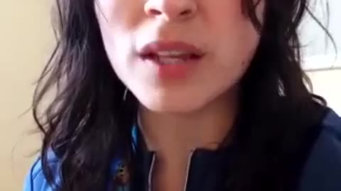 Enfermera clínica chilena hace un llamado urgente a no vacunar a los niños