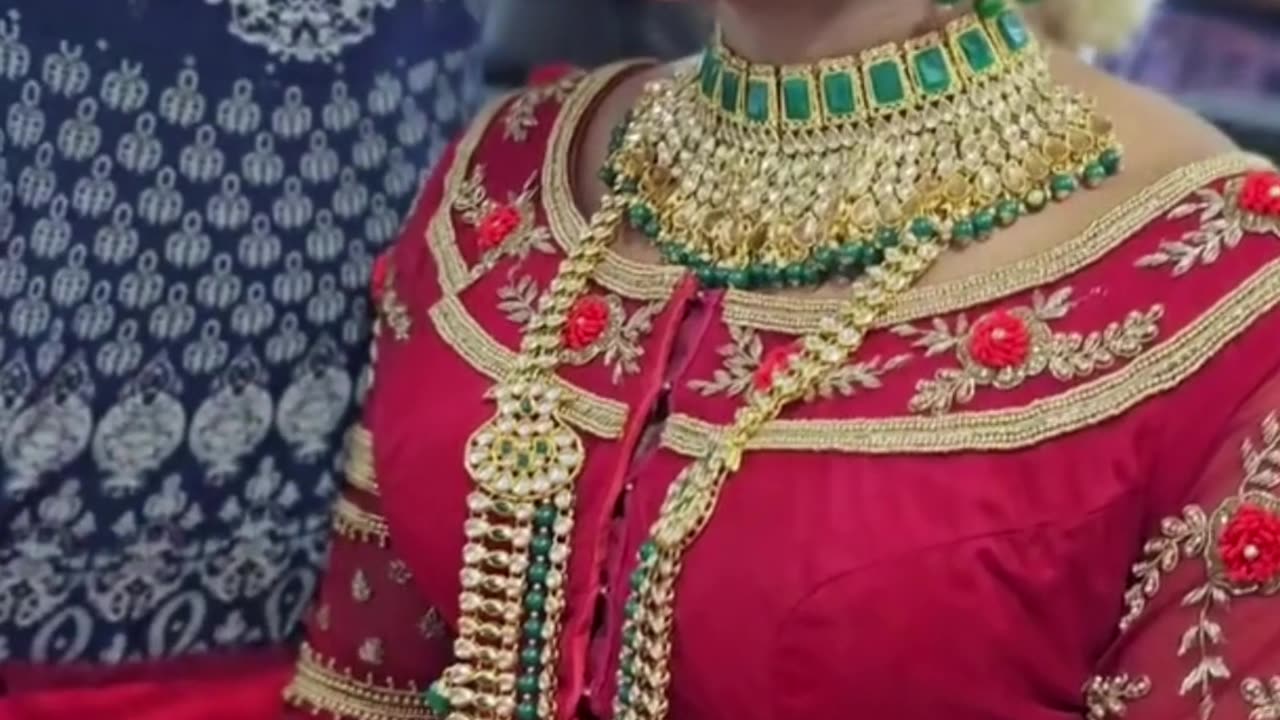 ब्यूटी पार्लर वालों कुछ तो शर्म करो #youtubeshorts #funnyshorts #shorts #funnypeople #funnyvideos