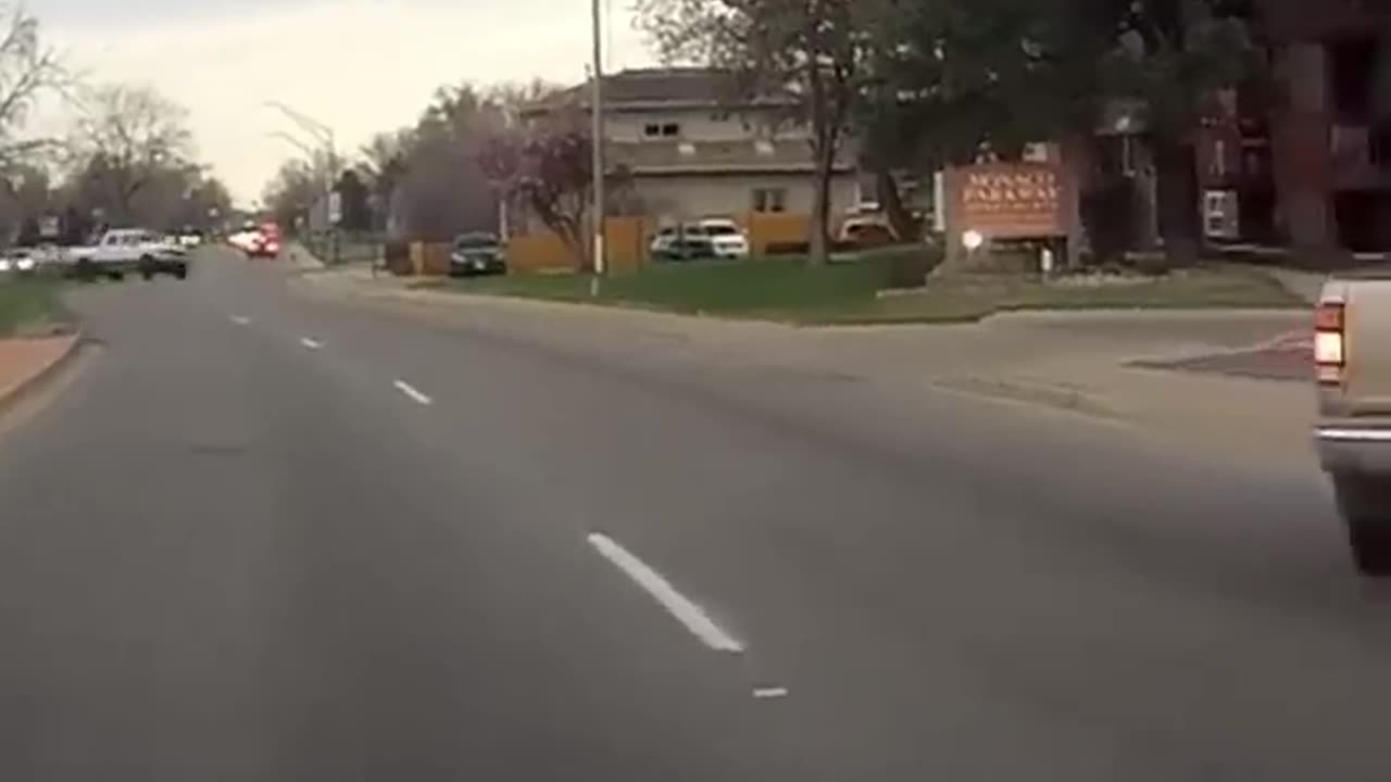 Dash cam captures shooting on busy Denver road