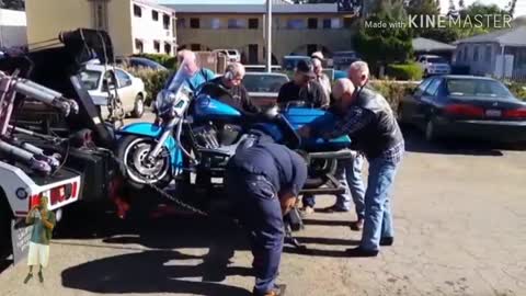 When Towing/Lifting Vehicles Goes Wrong | Tow Truck Driver's Fails Compilation