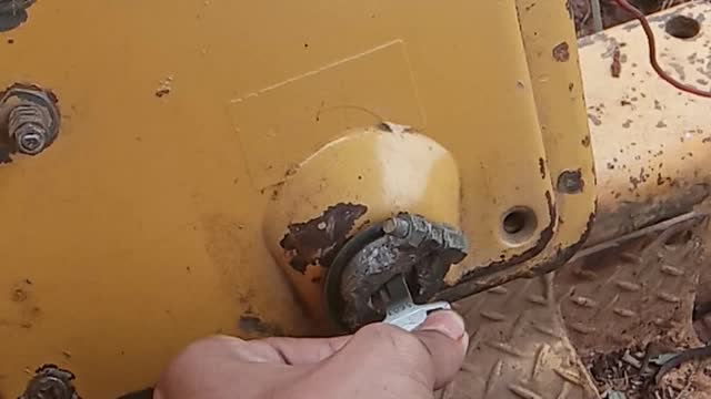 Starting the Bulldozer Engine Type D85-SS