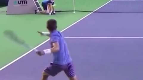 1000iqplay#tennis#trickshot#sporttricks(viaUTS)