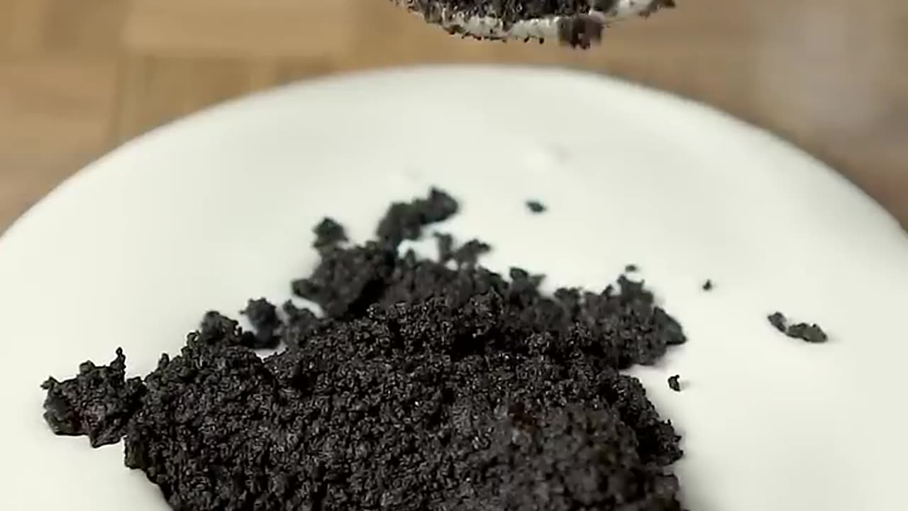 Oreo Cream Cake ASMR