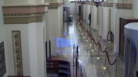 0361USCH03HouseGalleryNWnearH323_2021-01-06_07h30min20s340ms.mp4