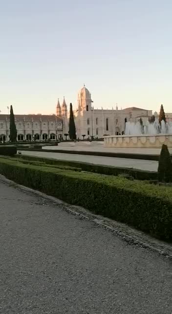 sightseeing in Lisbon