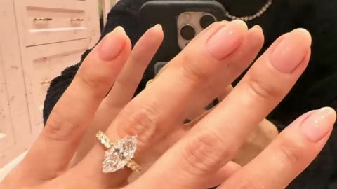 Selena Gomez got engaged