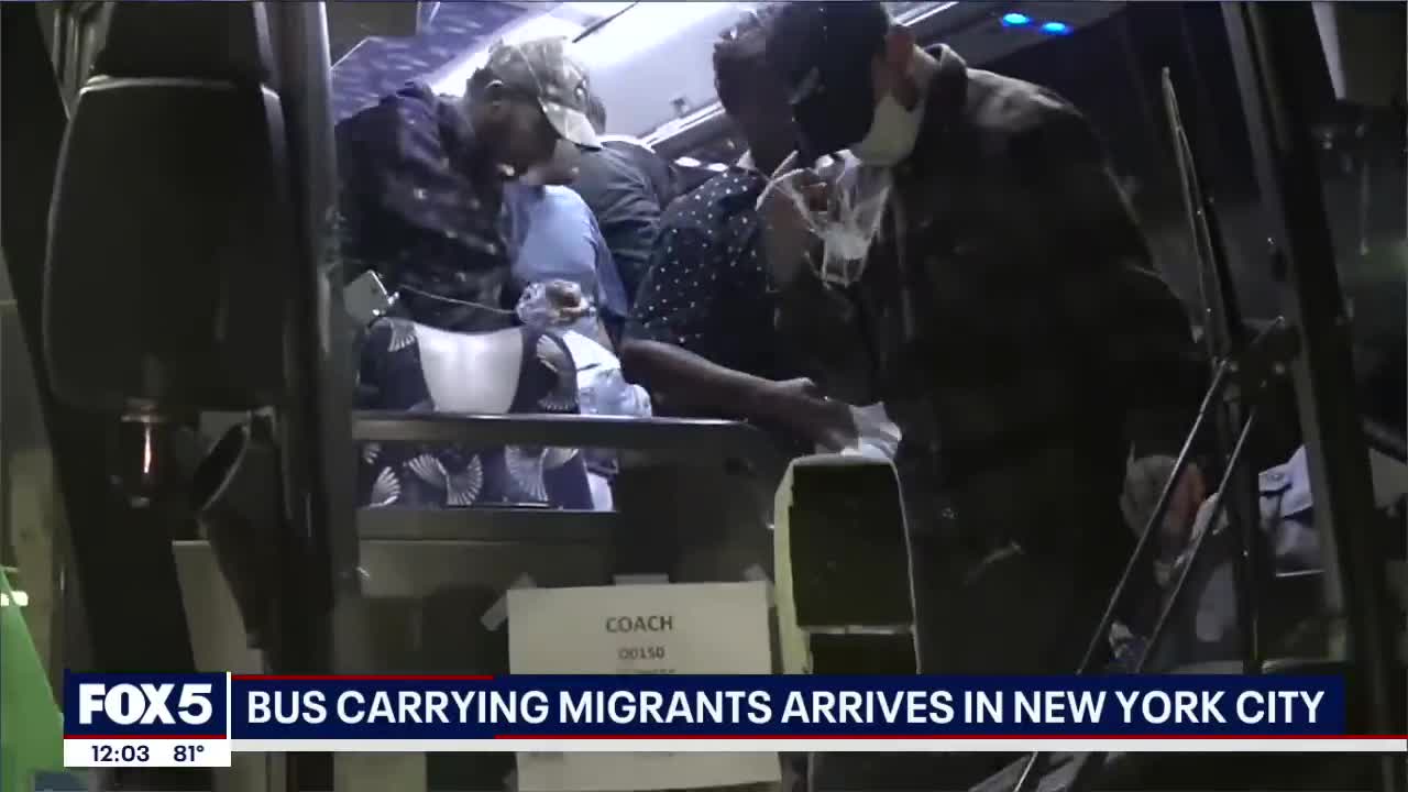 Texas buses migrants to NYC