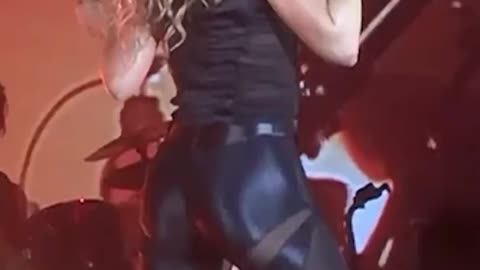 Just Shakira, Shakira! 💥