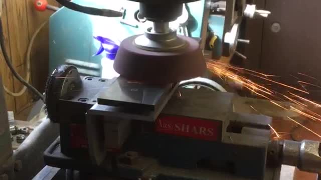 Platten surface grind