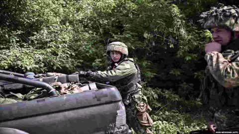 Photo-from-the-front:-shelling-of-the-Lysychansk-Bakhmut-road,-rest-before-the-battle-and-equipment