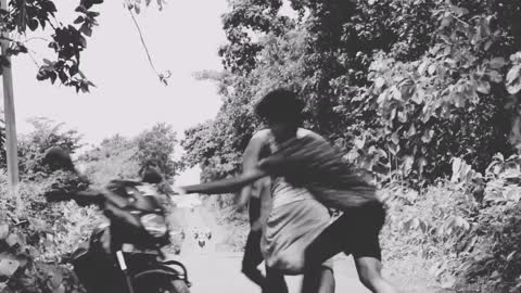 Odia Prank..Stealing phone in public-Gone wrong